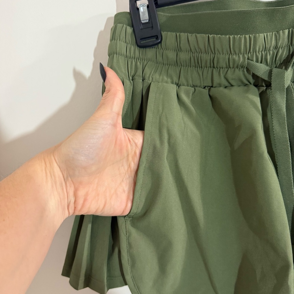 JoyLab Olive Green Athletic Shorts Size Small with 2.5” inseam - Picture 4 of 6